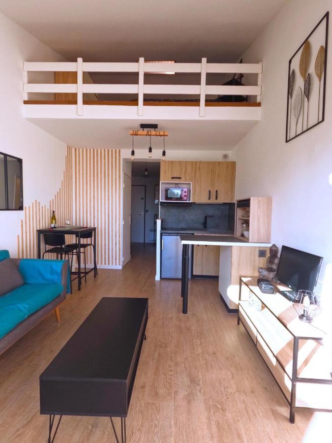 Appartement Hyeres - Costebelle Duplex Vue Mer Balcon Residence Privee Parking - Marie Caroline Exterior foto