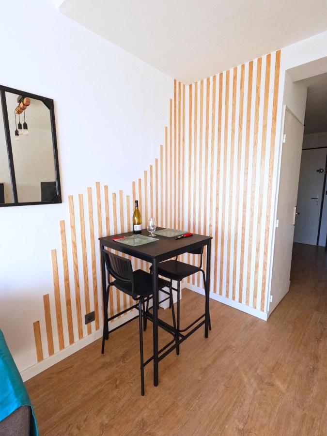 Appartement Hyeres - Costebelle Duplex Vue Mer Balcon Residence Privee Parking - Marie Caroline Exterior foto
